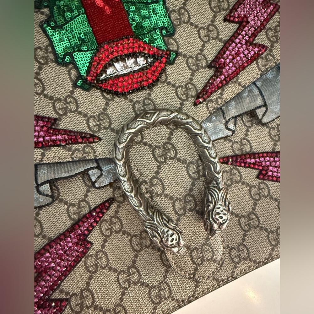 Gucci GG Supreme Monogram Lightning Embroidered Medium Dionysus Shoulder Bag - Picture 3 of 16